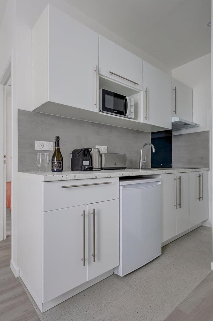588 Emmeline - Superb In Appartement