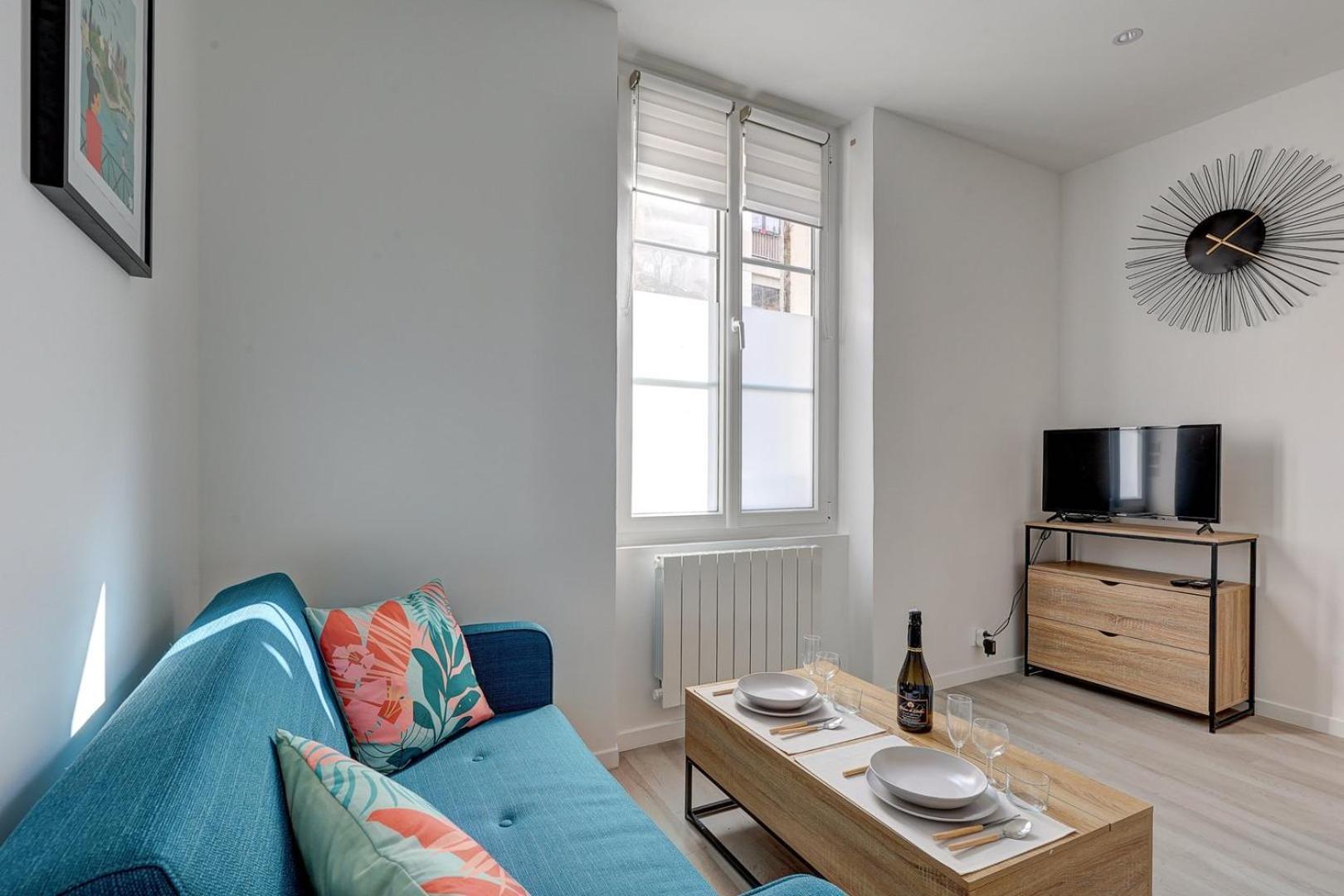 588 Emmeline - Superb In Appartement Parijs