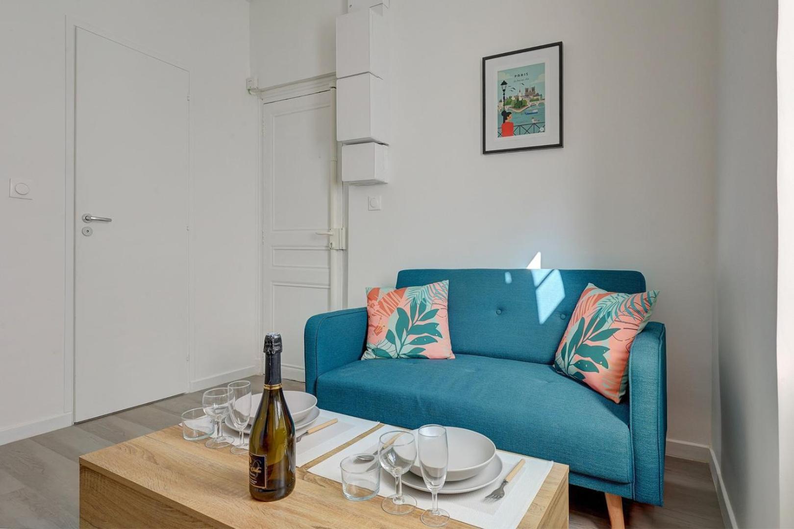 588 Emmeline - Superb In * Parijs
